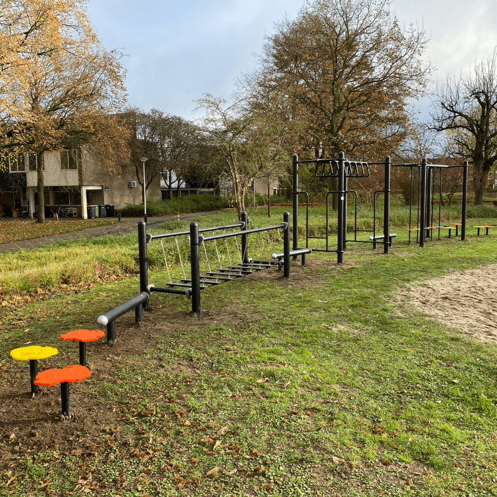 Balanceerparcours in het Oostrikpark in Deventer