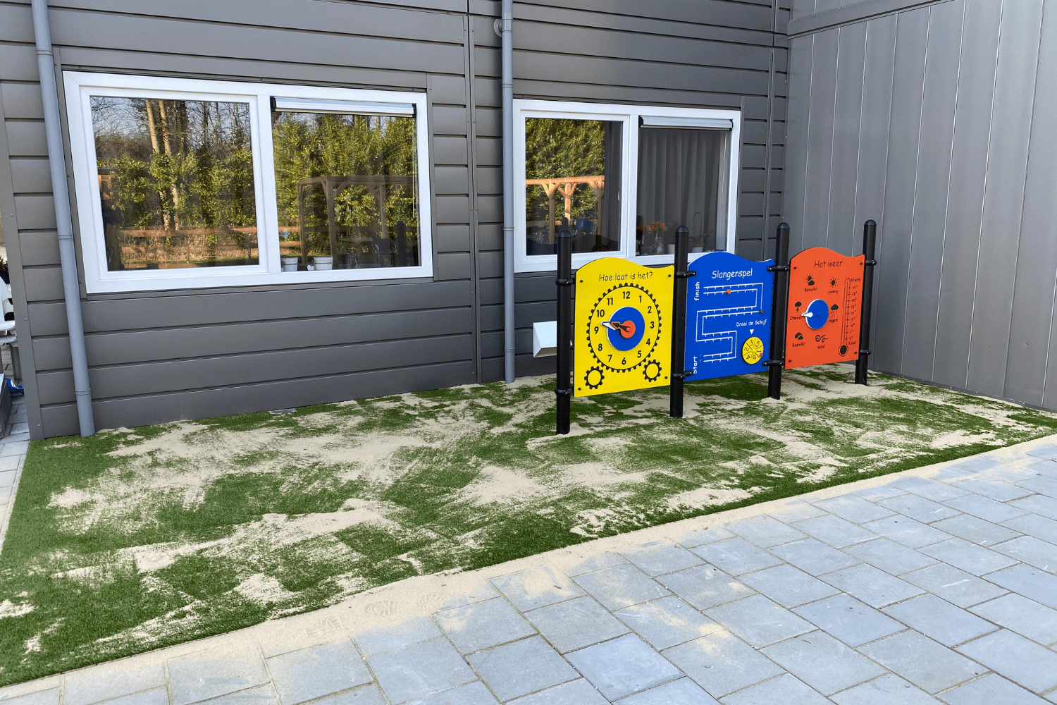 Spelpanelen voor project vluchtelingenopvang Boskoop