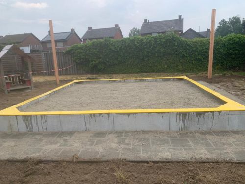 Zandbak betonelementen 4,7×4,7 mtr