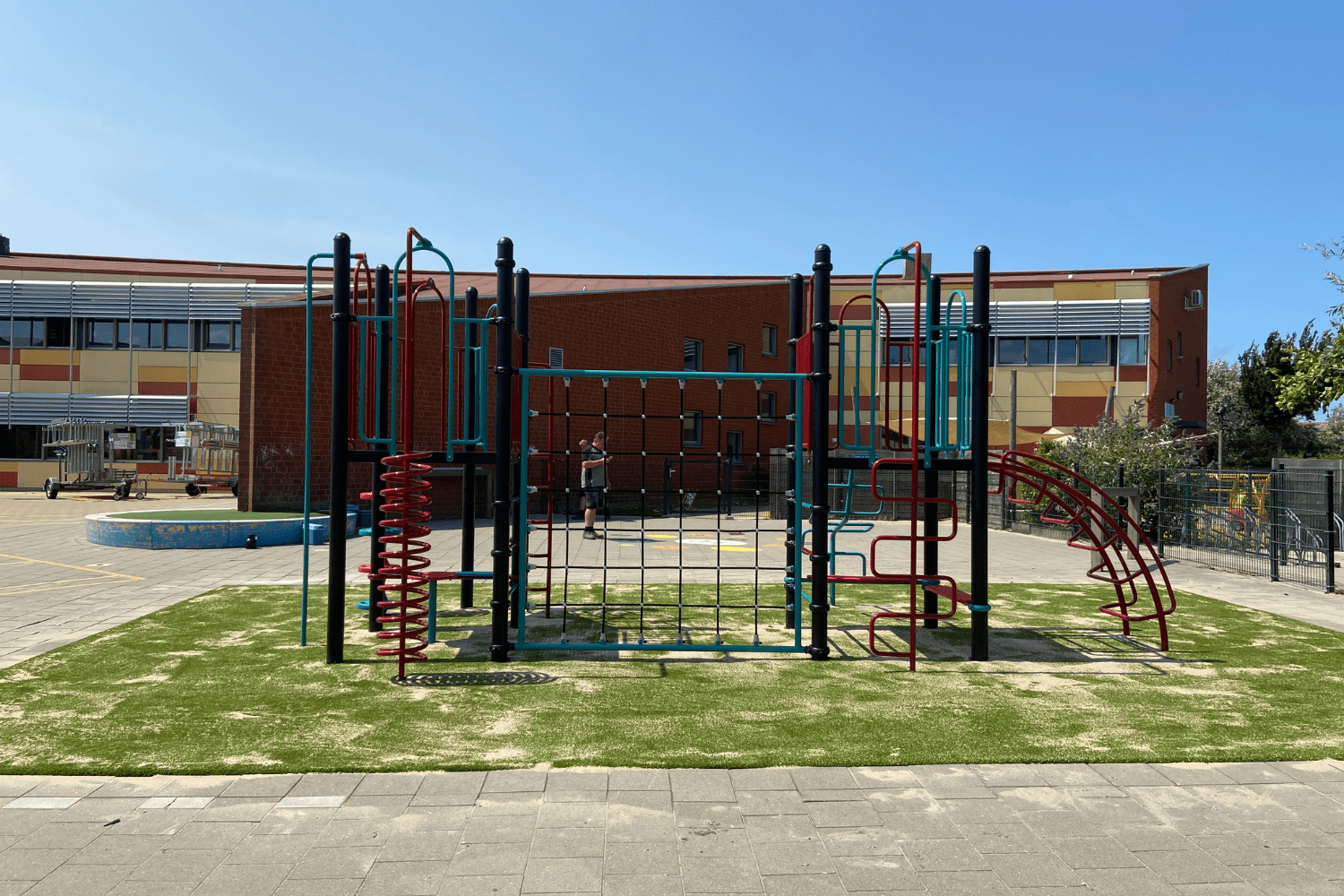 Zelf ontworpen speeltoestel in TnT 3D-ontwerper bij OBS Willemschool in Monster