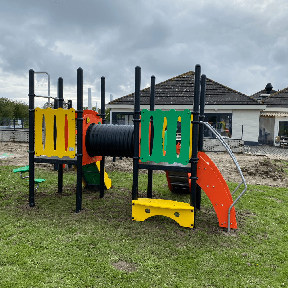 speeltoren bij Pannenkoekenbakker Zuidland in Simonshaven