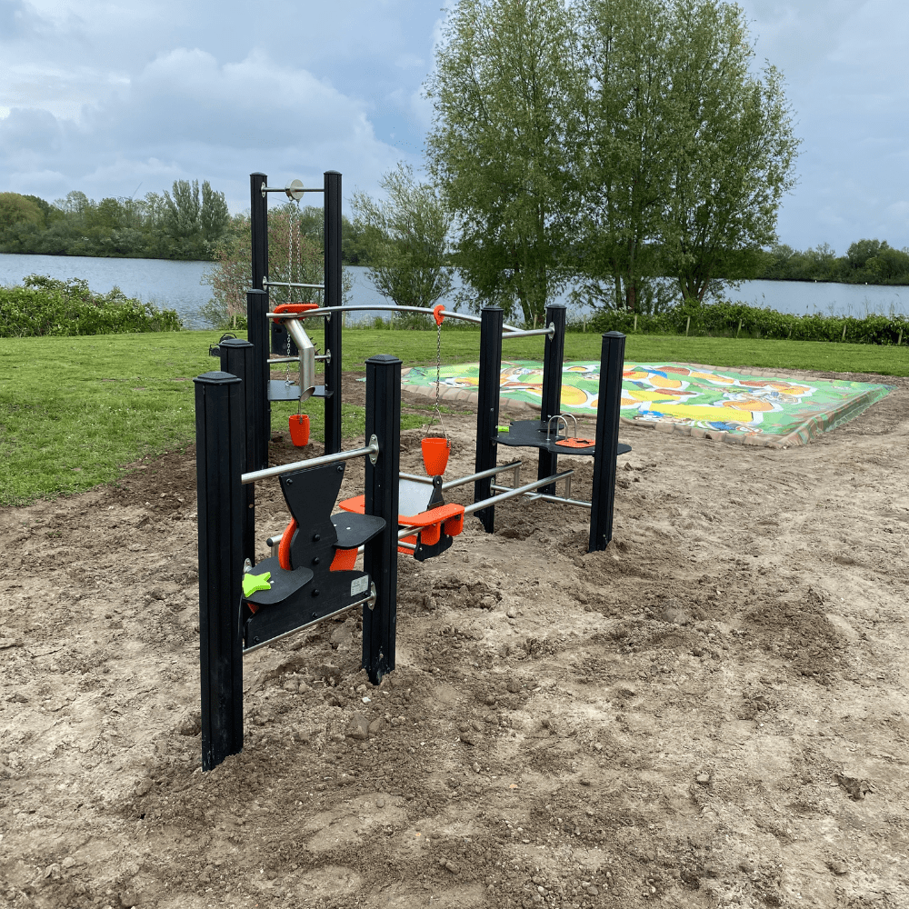 zandspeeltoestel bij Pannenkoekenbakker Zuidland in Simonshaven