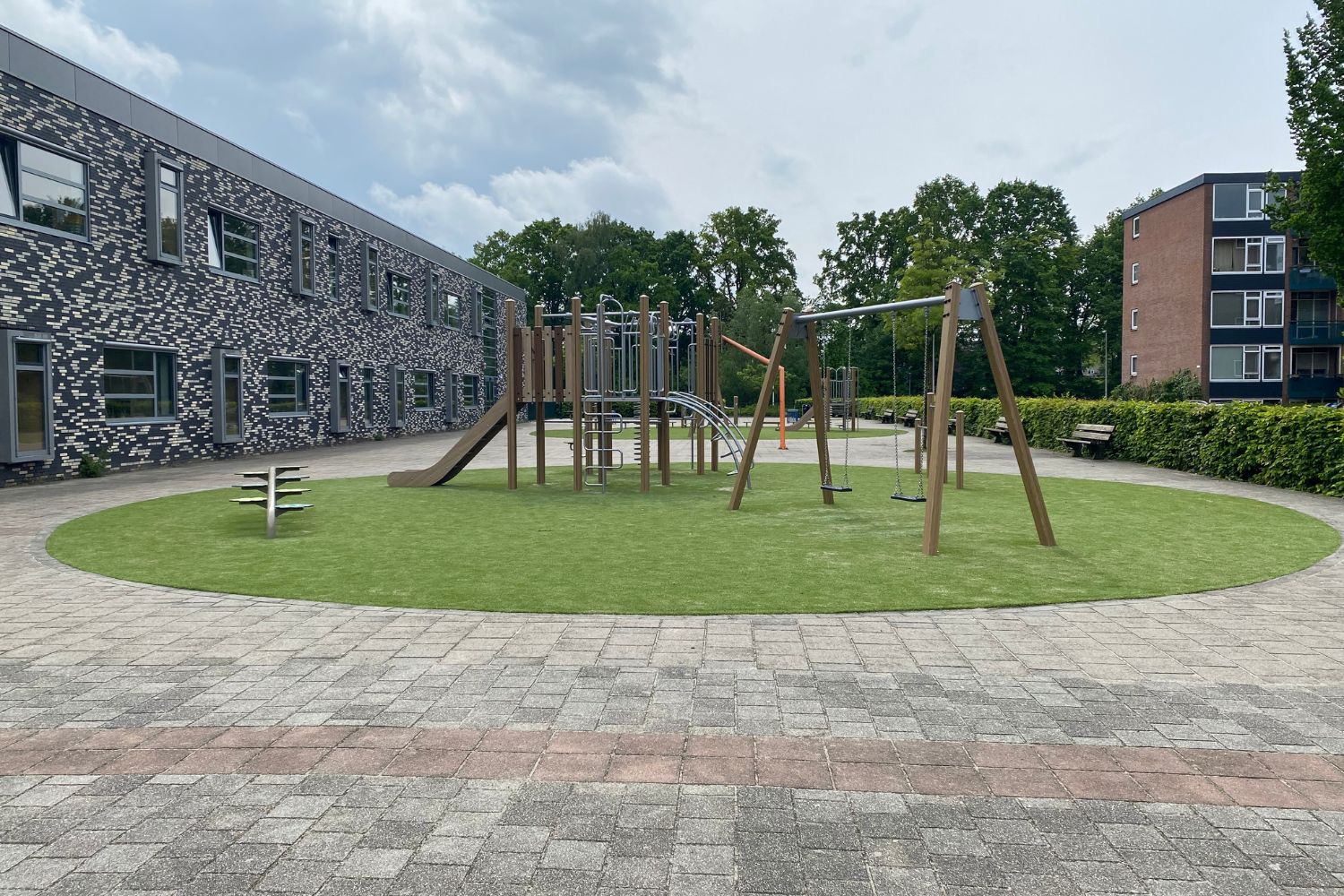 Natuurlijke speeltoestellen voor sbo Panta rhei in Deventer
