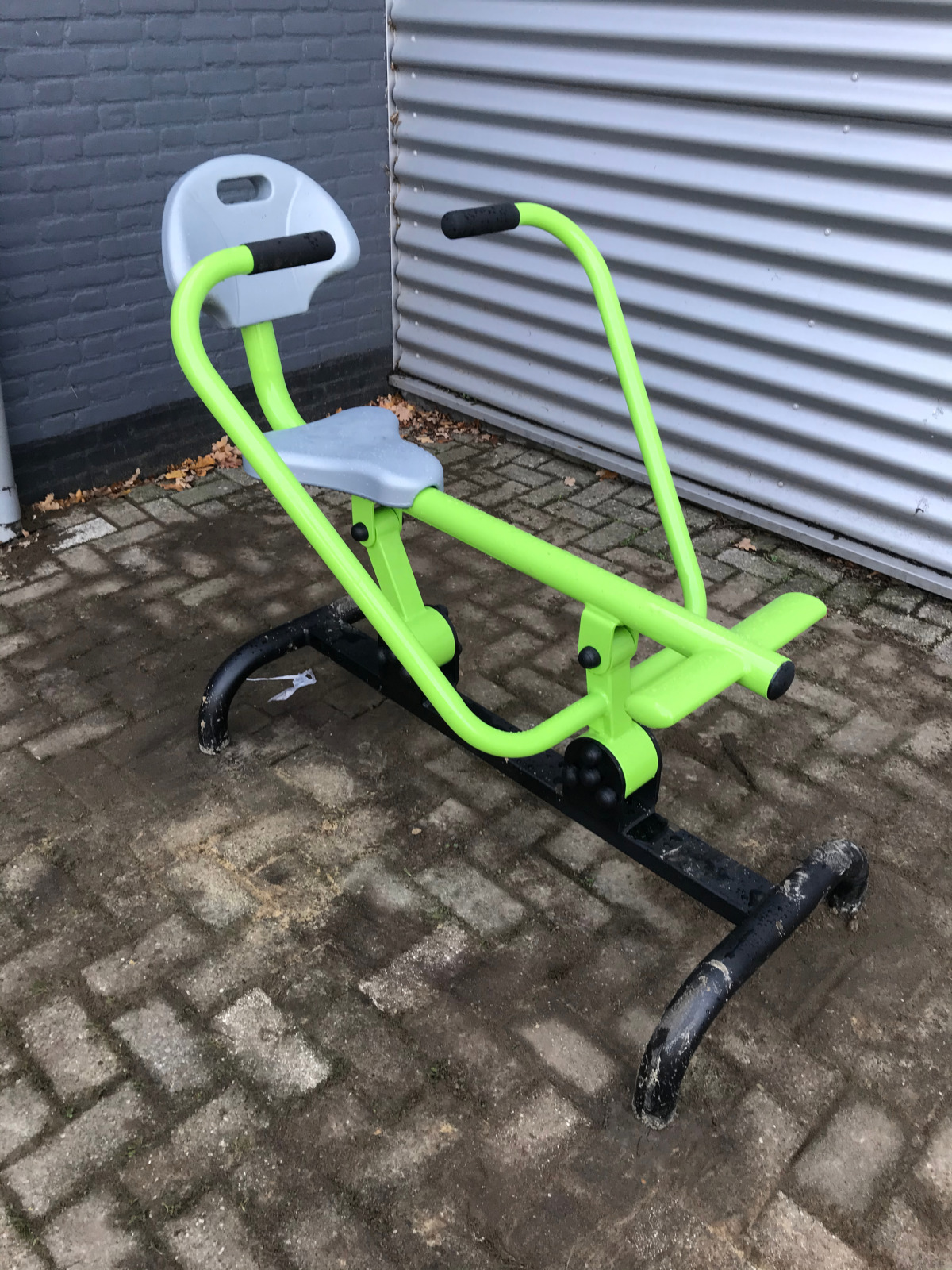 Roeimachine bij Het Kwadrant in Bergen op Zoom - geplaatste roeimachine